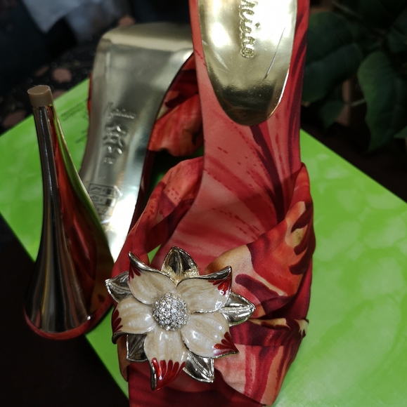 Mules by Marciano.Heels shoes. - Picture 4 of 11